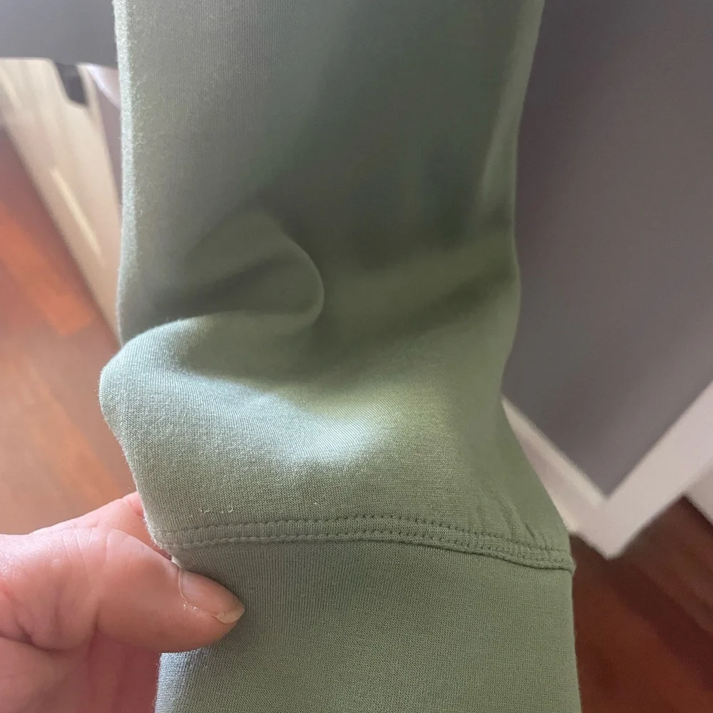 90 DeGree Athletic Leisure Long sleeve shirt with peekaboo front size XL - Picture 2 of 6